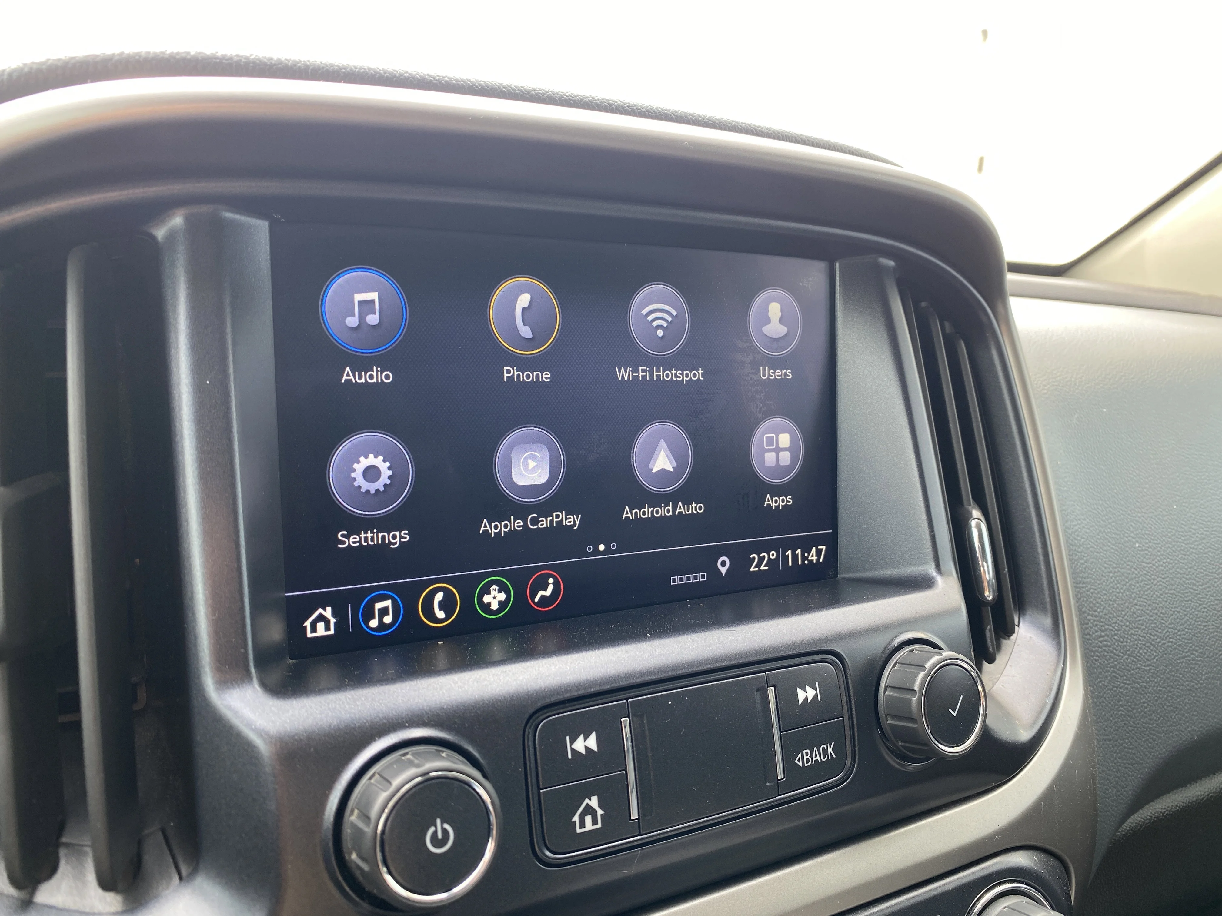 Certified Used 2020 Black Chevrolet 4WD Z71 Crew Cab  * LONG WHEEL BASE * BOSE SOUND SYSTEM * 3.6L V6 * image 16