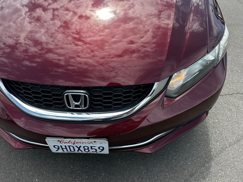 Used 2015 Crimson Pearl Honda LX image 5