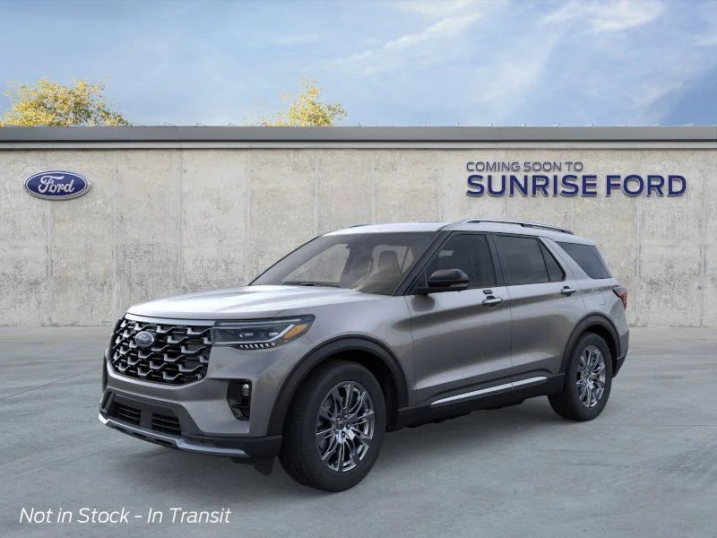 2026 Ford Explorer Platinum's photo