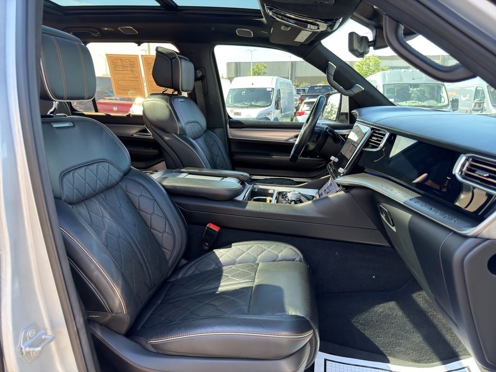 Used 2022 Silver Jeep Series III image 31