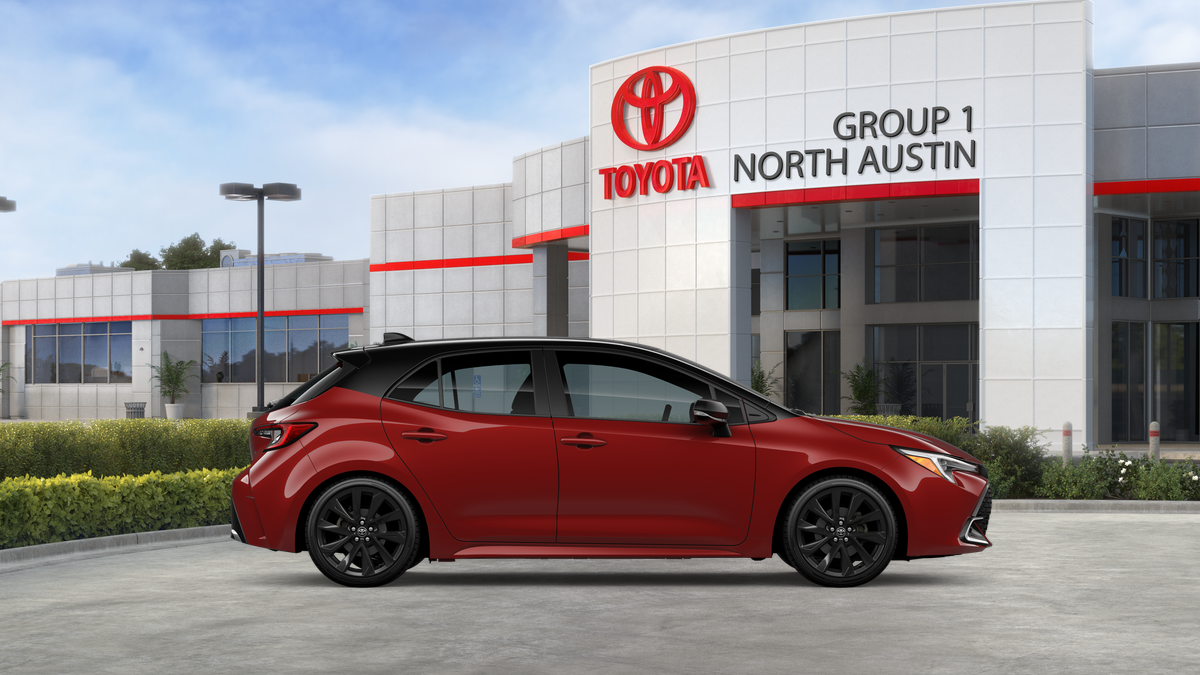 New 2026 Finish Line Red with Midnight Black Metallic roof Toyota XSE image 12