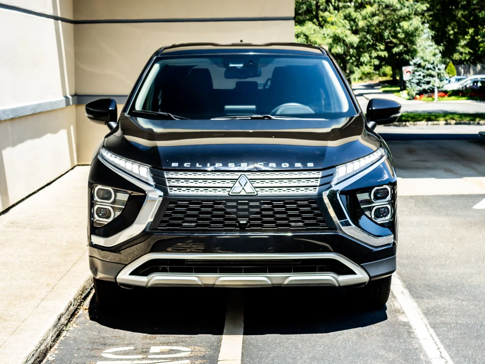 Used 2023 Mitsubishi Eclipse Cross SE with VIN JA4ATWAA8PZ032622 for sale in Commack, NY