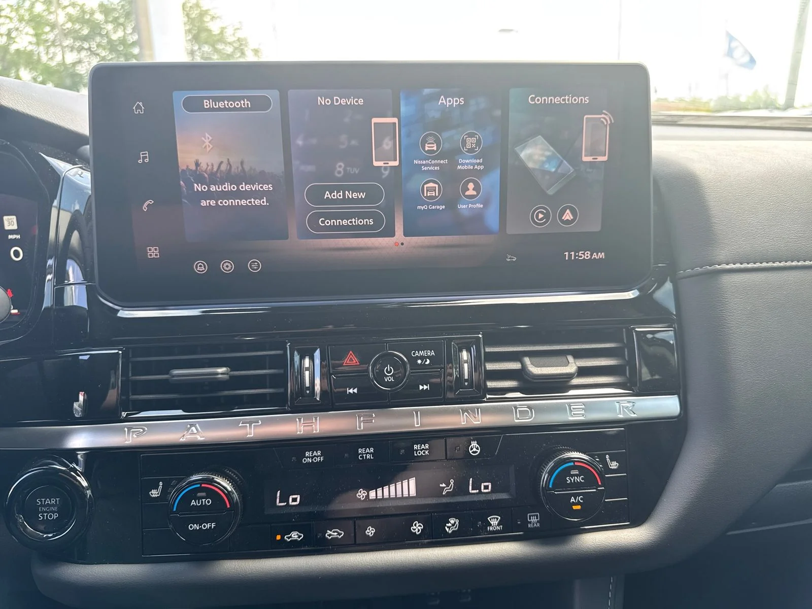 New 2026 Nissan Pathfinder SL 4D Sport Utility