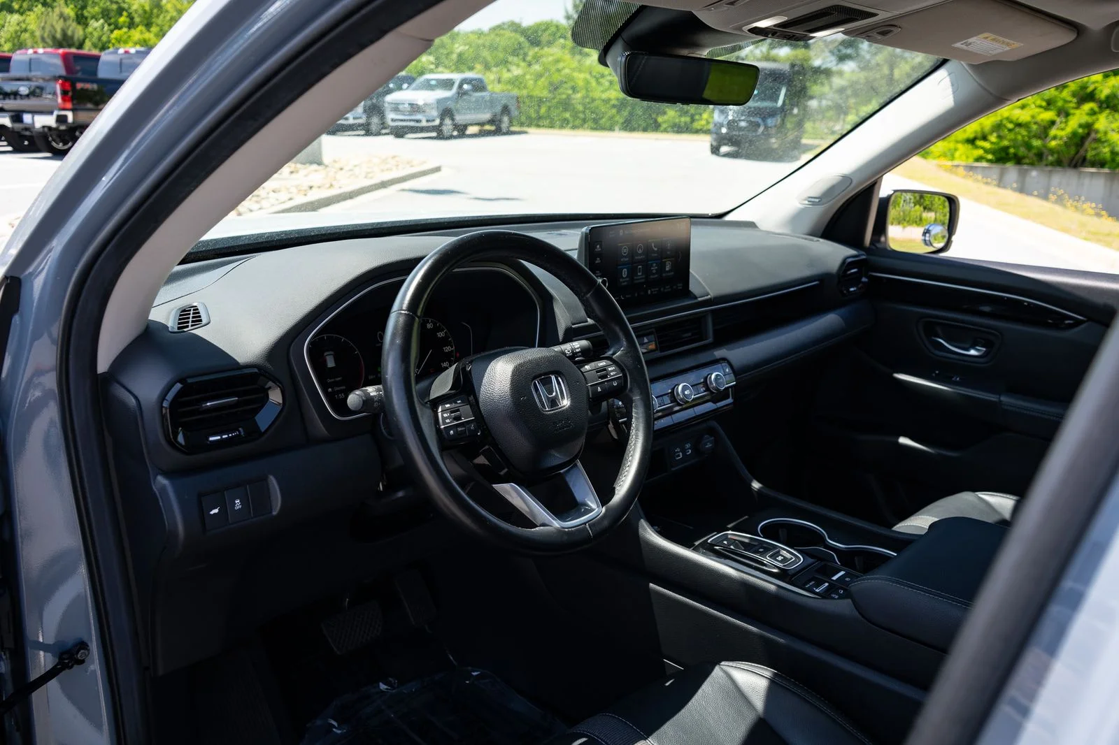 Used 2024  Honda Touring image 13