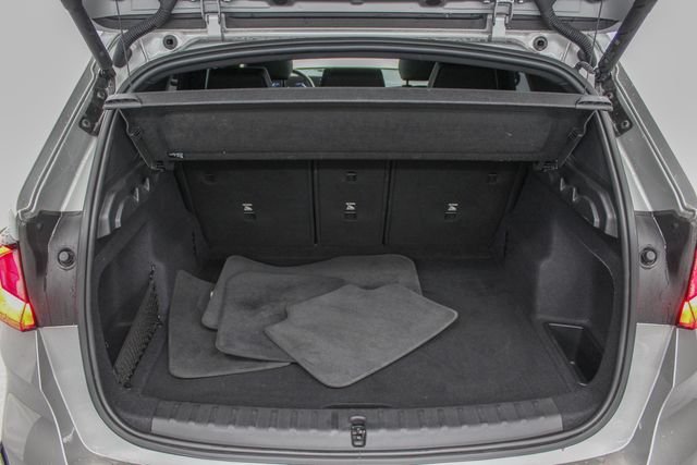 Used 2023 Space Silver BMW xDrive28i image 9