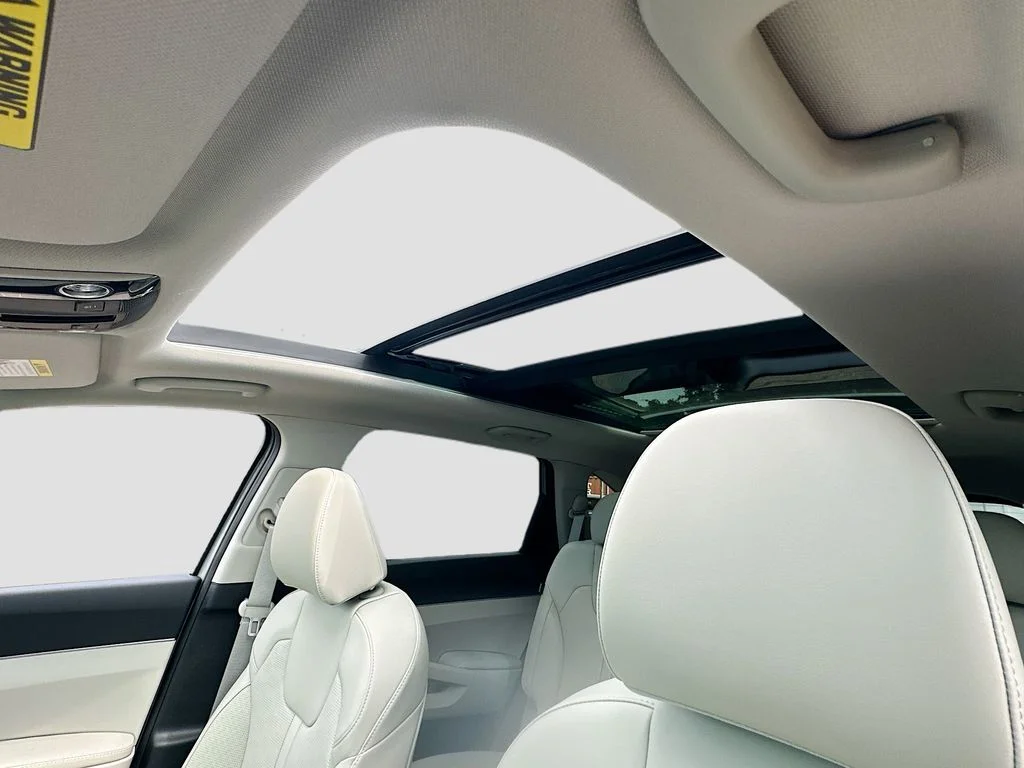 New 2026 Wolf Gray Kia EX image 23