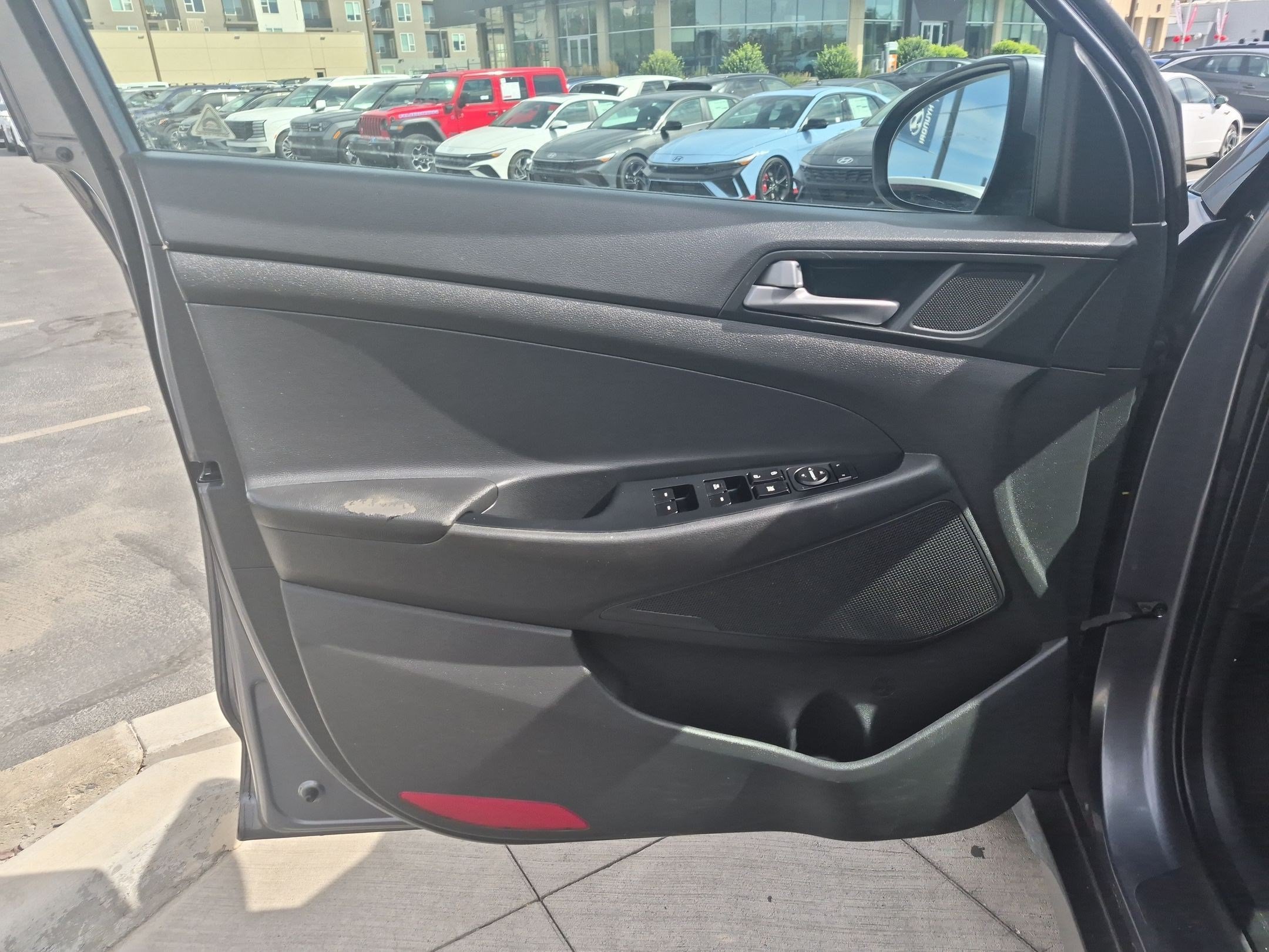Used 2017 Coliseum Gray Hyundai Sport image 12