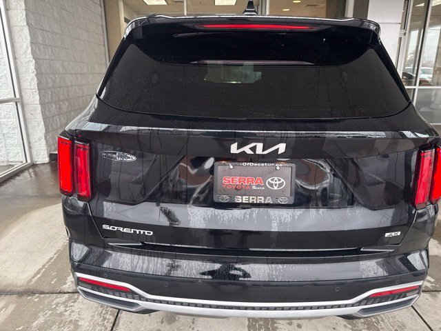 Used 2023 Black Kia SX-Prestige image 6