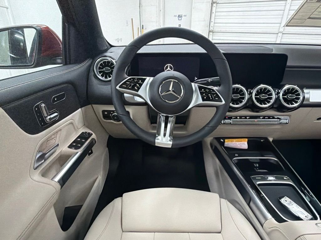 New 2026 MANUFAKTUR Patagonia Red Metallic Mercedes-Benz GLB 250 image 21