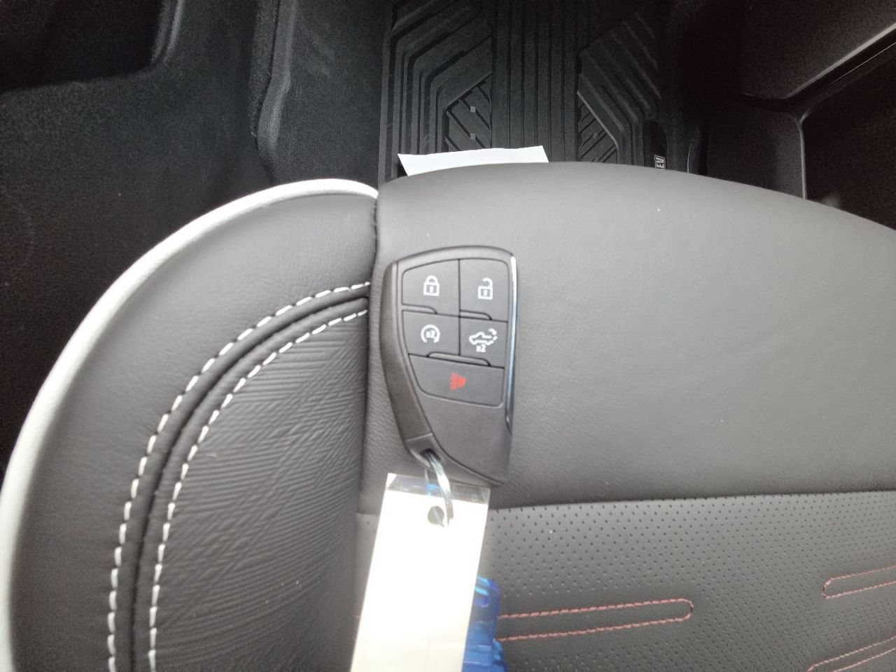 2026 GMC Sierra 2500HD AT4X - Photo 38