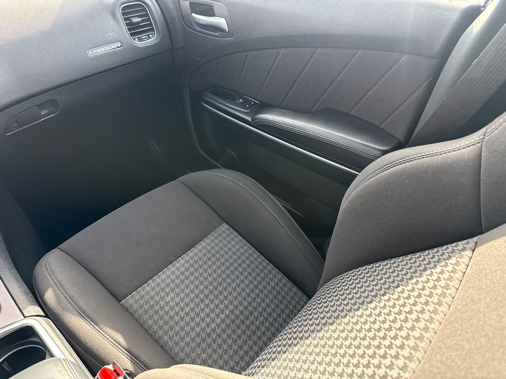 Used 2023 Red Dodge R/T image 15