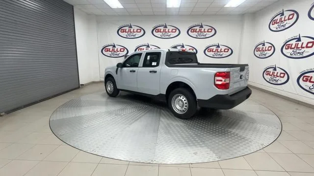 New 2026 Space White Metallic Ford XL image 2