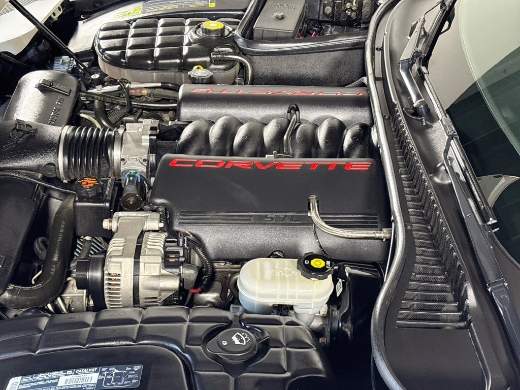 Used 2003 White Chevrolet Base image 19