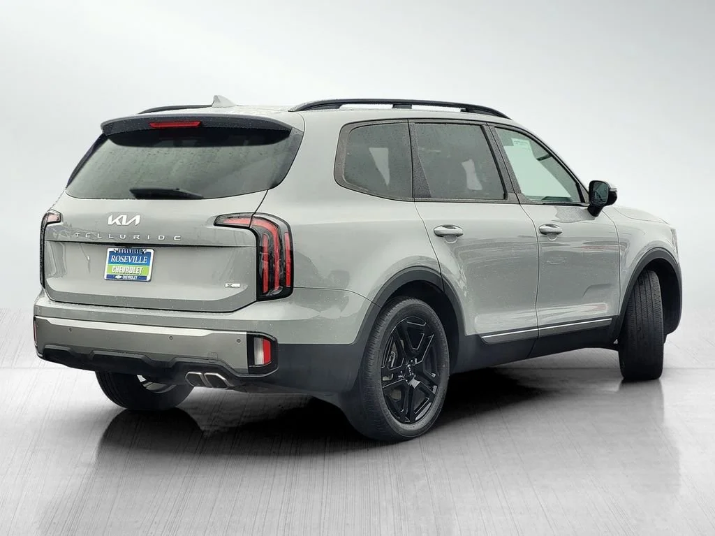 Used 2023 Gray Kia SX X-Line image 5