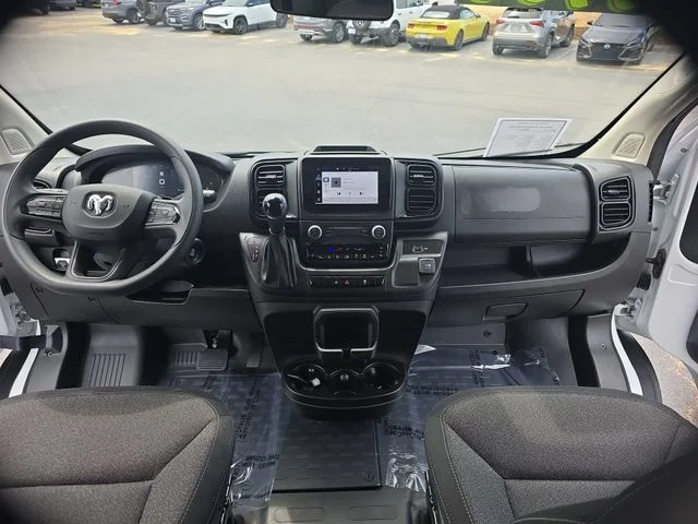 Used 2025 White Ram Base image 10