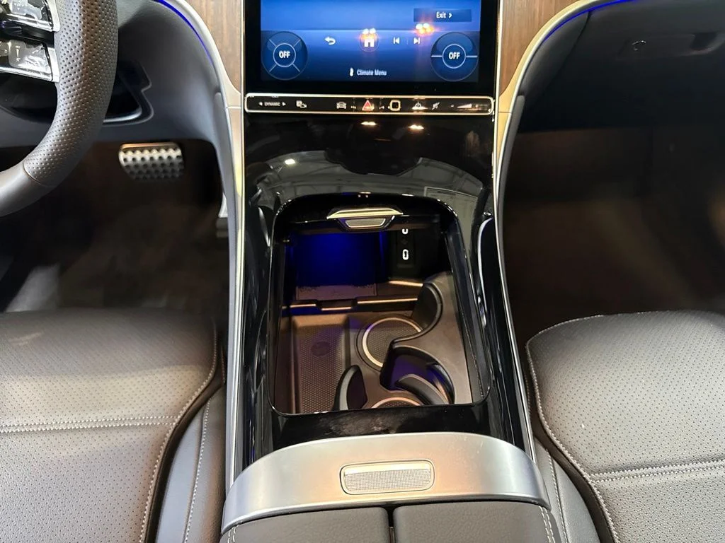 New 2027 Black Mercedes-Benz GLC 300 image 66