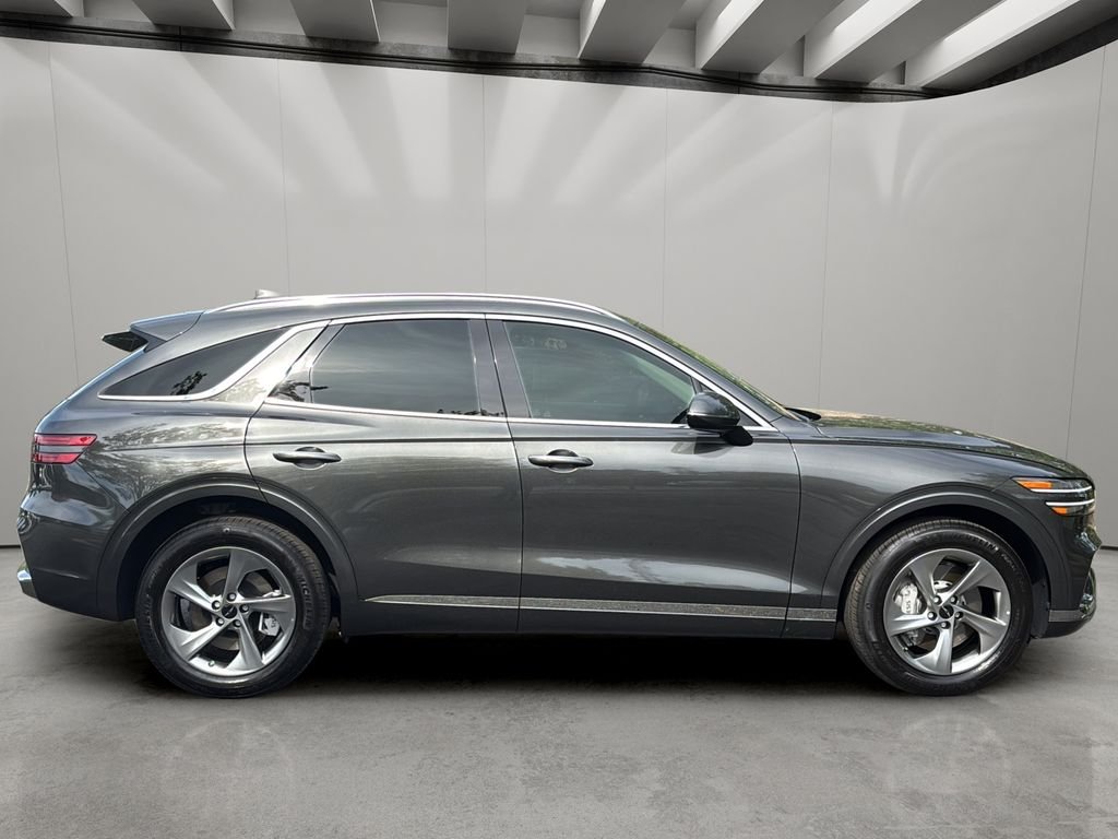 2026 GENESIS GV70 Standard - Photo 6