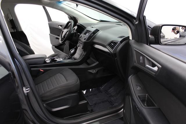 Used 2016 Magnetic Metallic Ford SE image 29