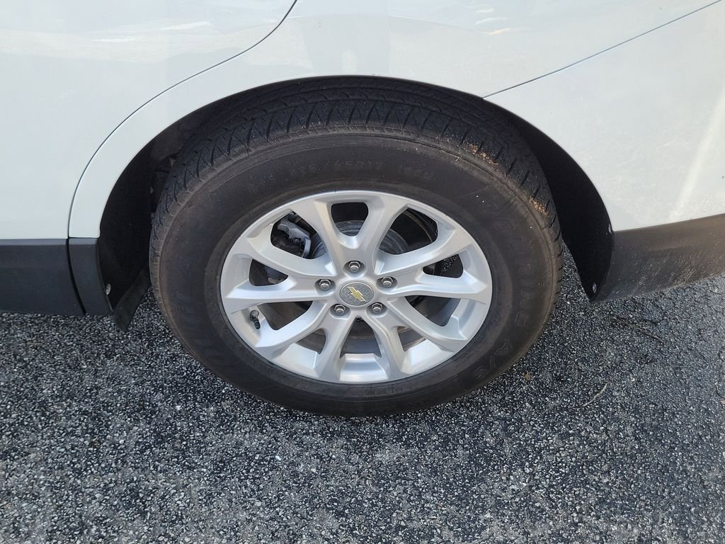 Used 2021 White Chevrolet LS image 38
