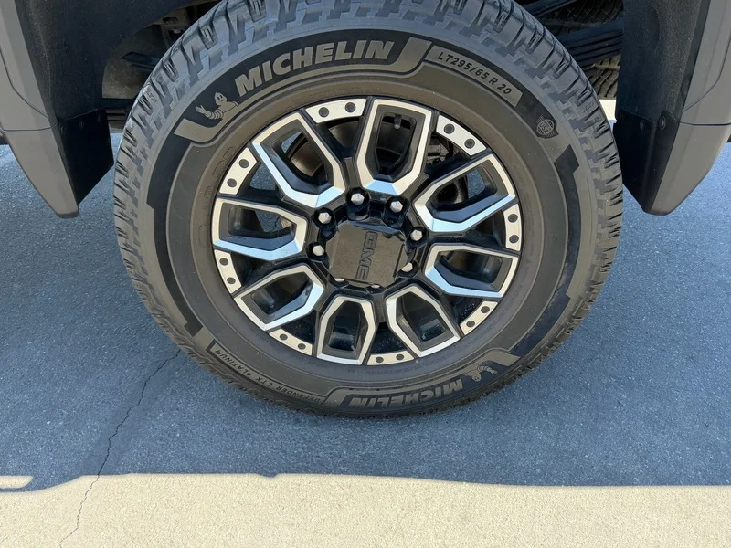 Used 2024 Titanium Rush Metallic GMC AT4 image 30