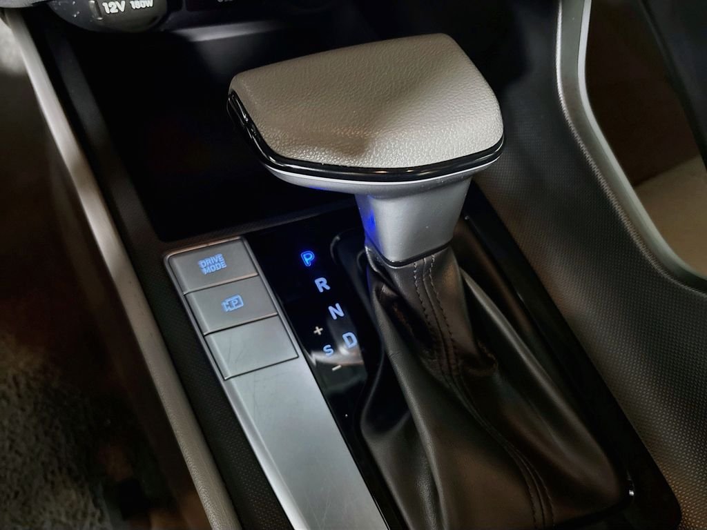 Used 2024 Intense Blue Hyundai SEL image 18