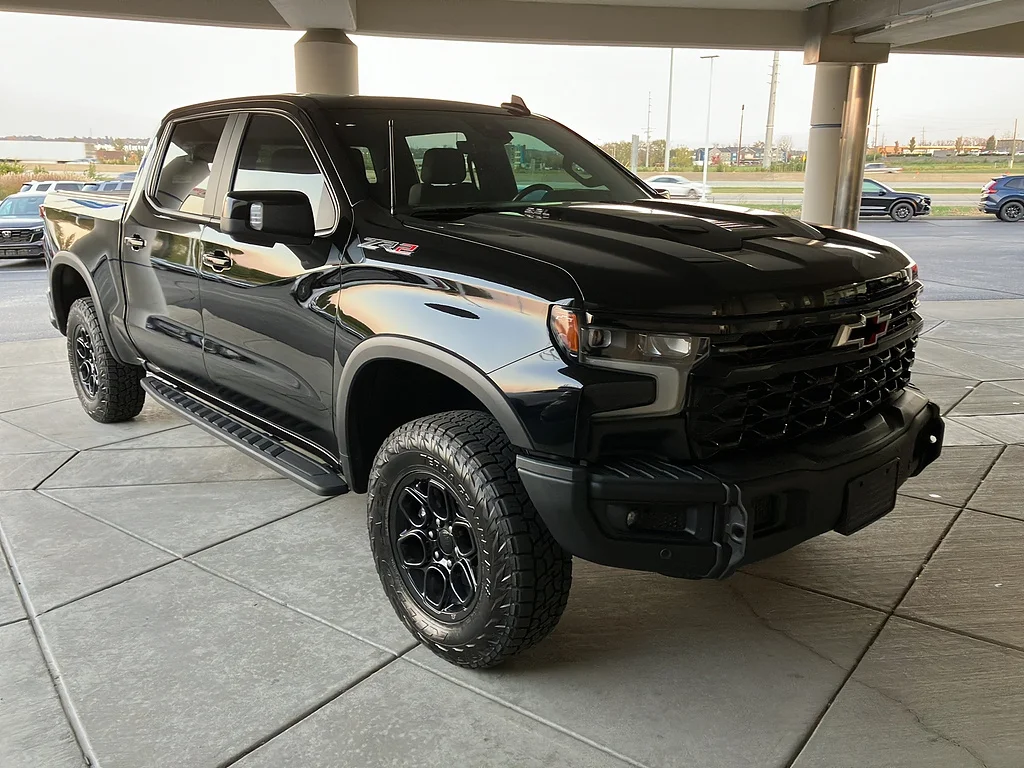 2024 Chevrolet Silverado 1500 ZR2, photo 10 of 12