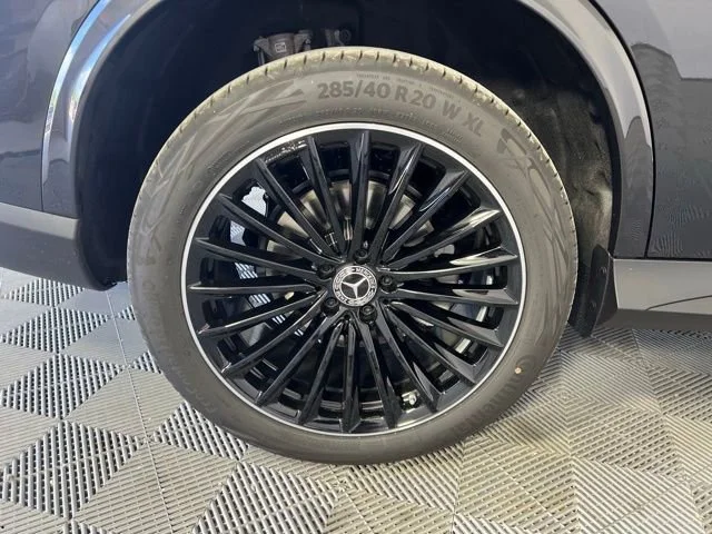 New 2026 Graphite Grey Metallic Mercedes-Benz GLC 300 image 96