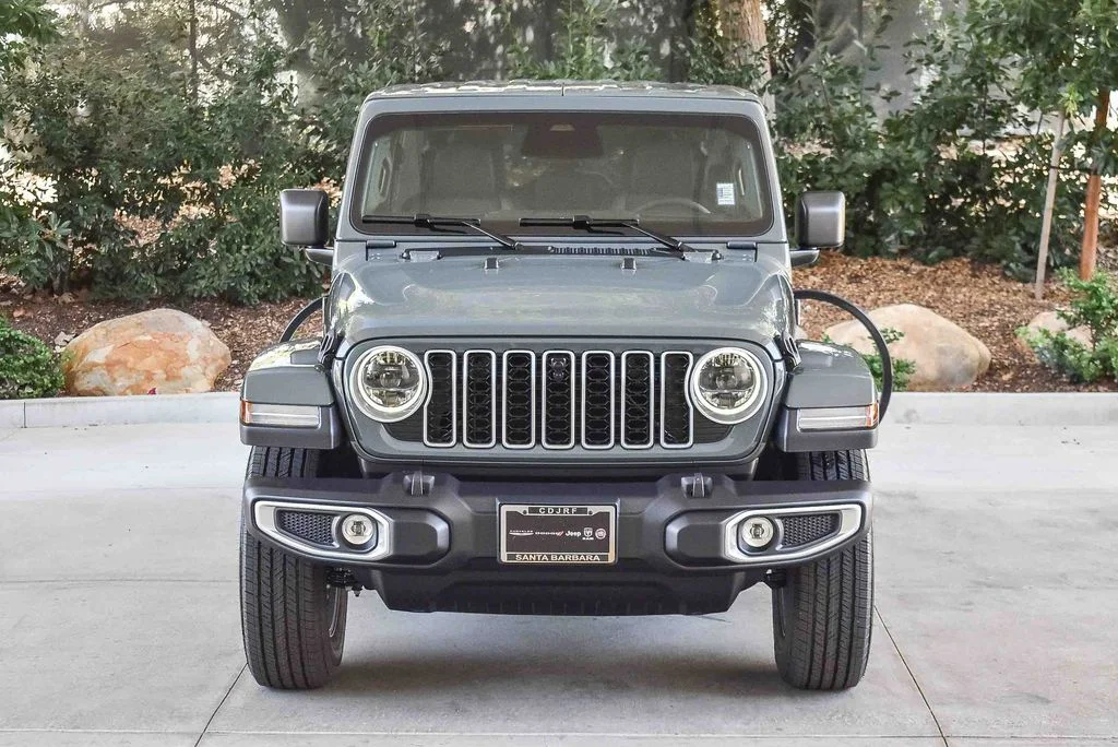 New 2026 Anvil Clear-Coat Exterior Paint Jeep Sahara image 2