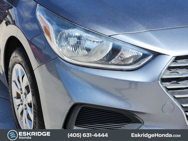 Used 2019 Gray Hyundai SE image 9