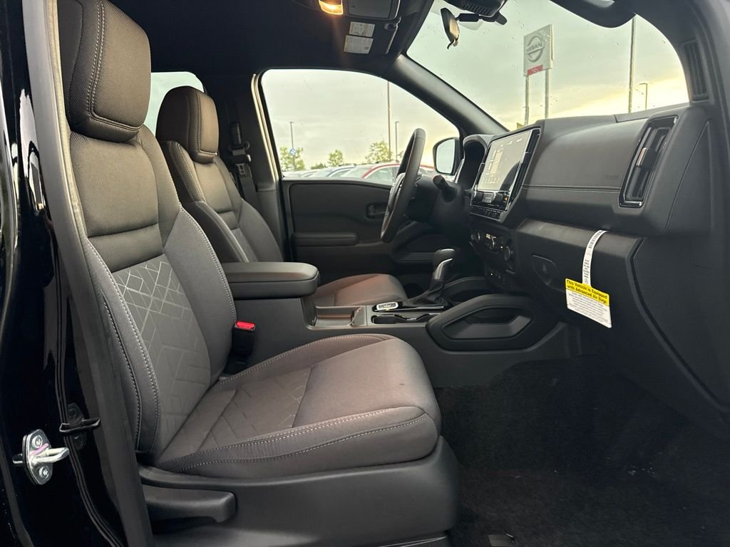 New 2026 Super Black Nissan Crew Cab SV image 18
