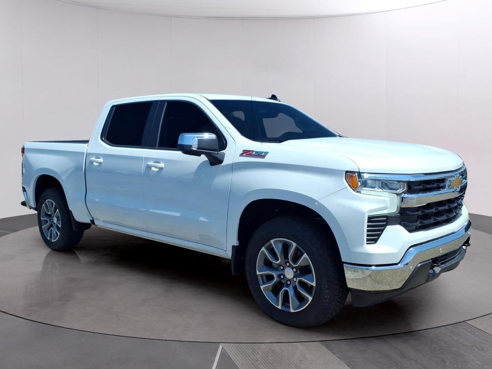 New 2026 Summit White Chevrolet LT image 7