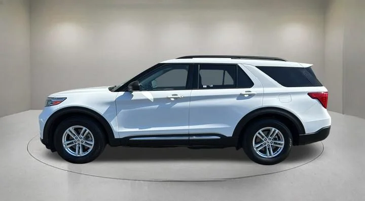 Certified Used 2020 Oxford White Ford XLT image 5