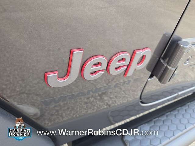 Used 2024 Gray Jeep Rubicon image 18