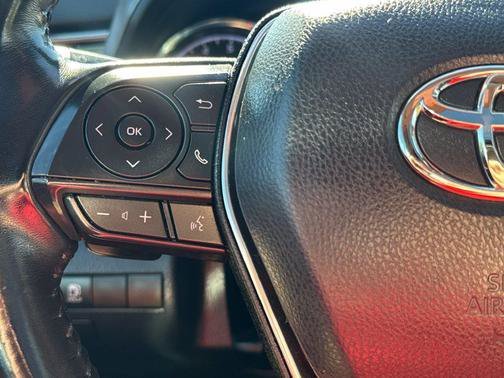 Certified Used 2020 Blue Toyota SE image 19