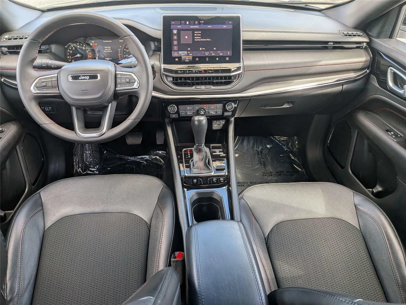 Used 2023 White Jeep Trailhawk image 15