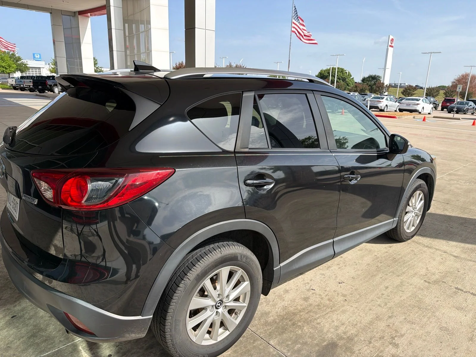 Used 2016 Black Mazda Touring image 18