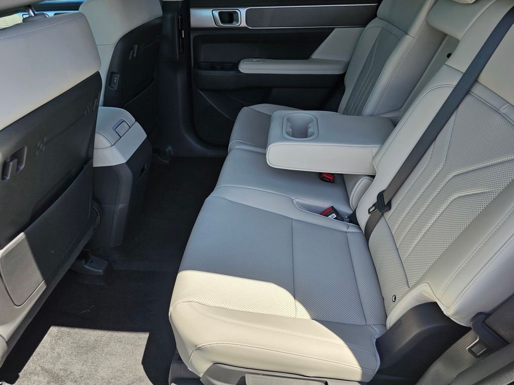New 2026 White Hyundai SEL image 20