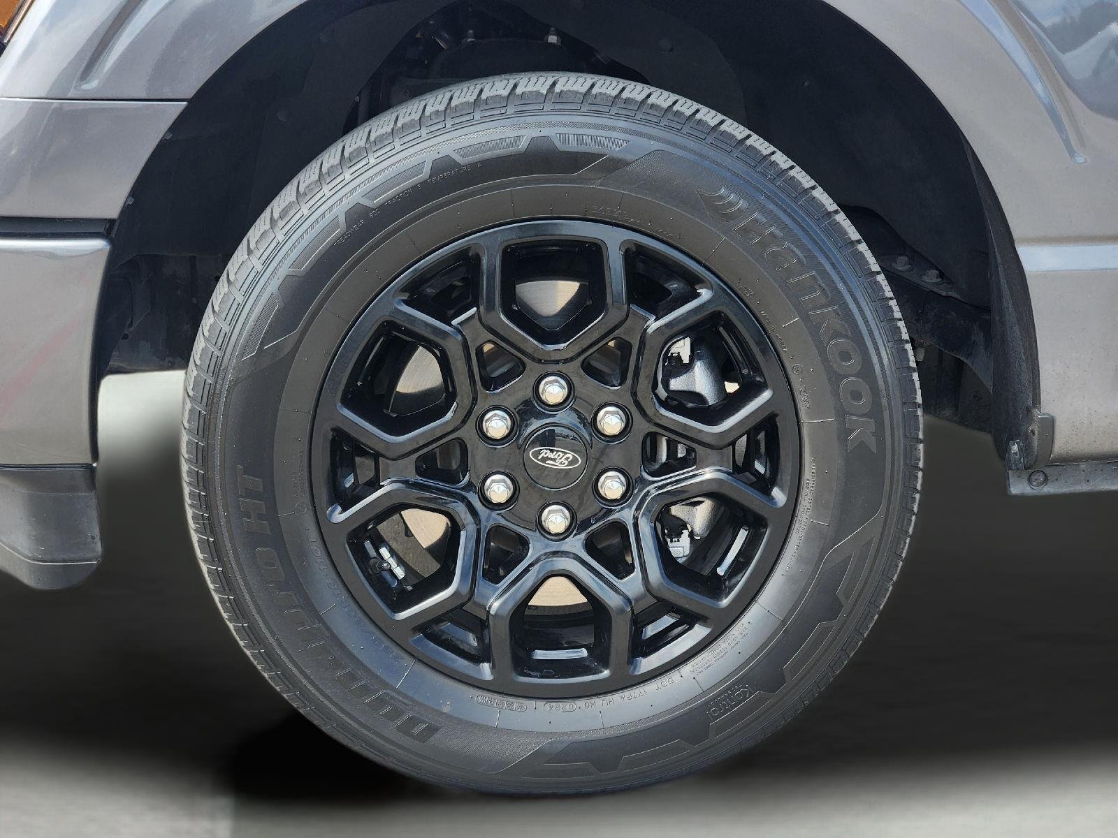 2024 Ford F-150 photo 10 of 33