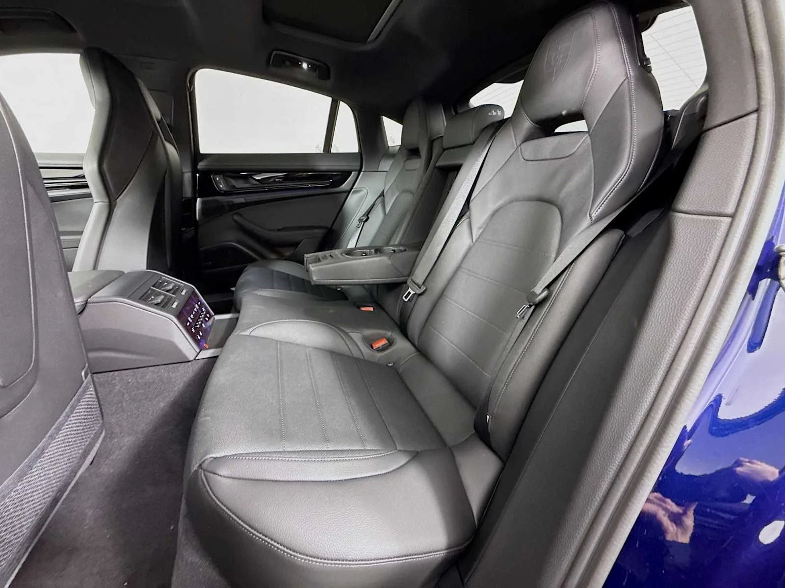 2026 Porsche Panamera 4 E-Hybrid - Photo 24