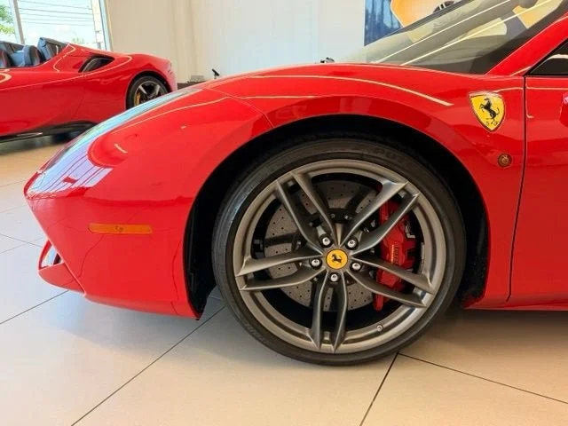 Certified Used 2018 Rosso Corsa Ferrari Base image 34