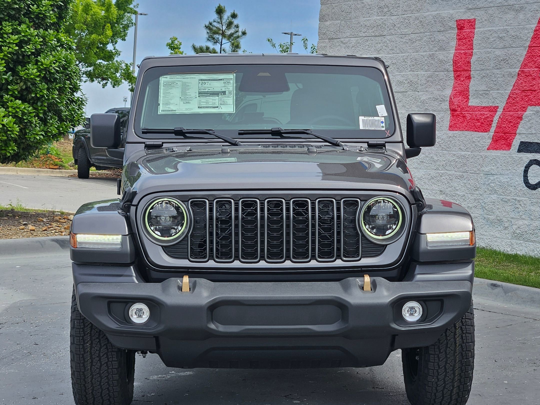 New 2026 Granite Crystal Metallic Clear-Coat Exterior Paint Jeep 85th Anniversary image 2