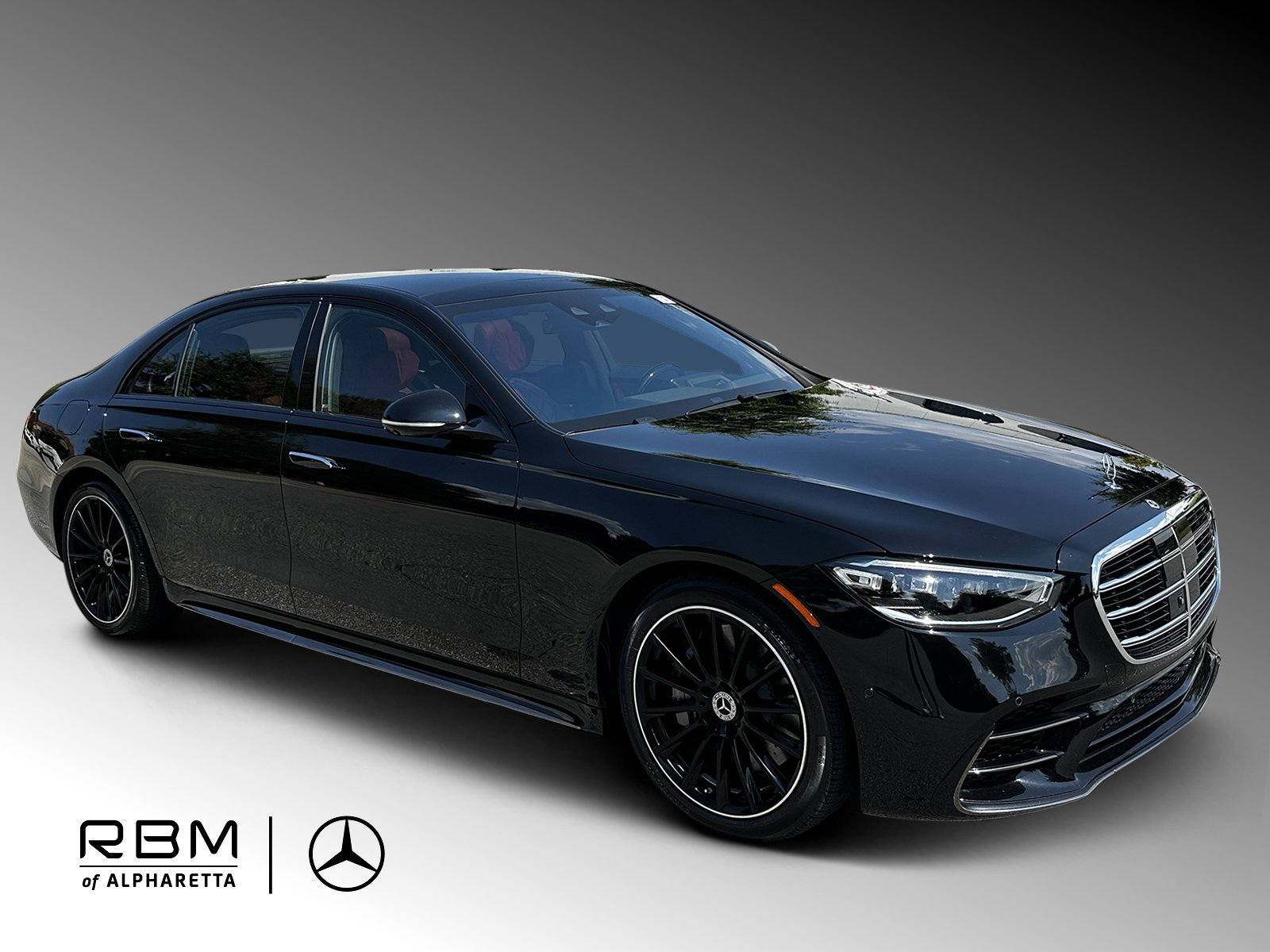 Certified Used 2025 Black Mercedes-Benz S 580 image 1