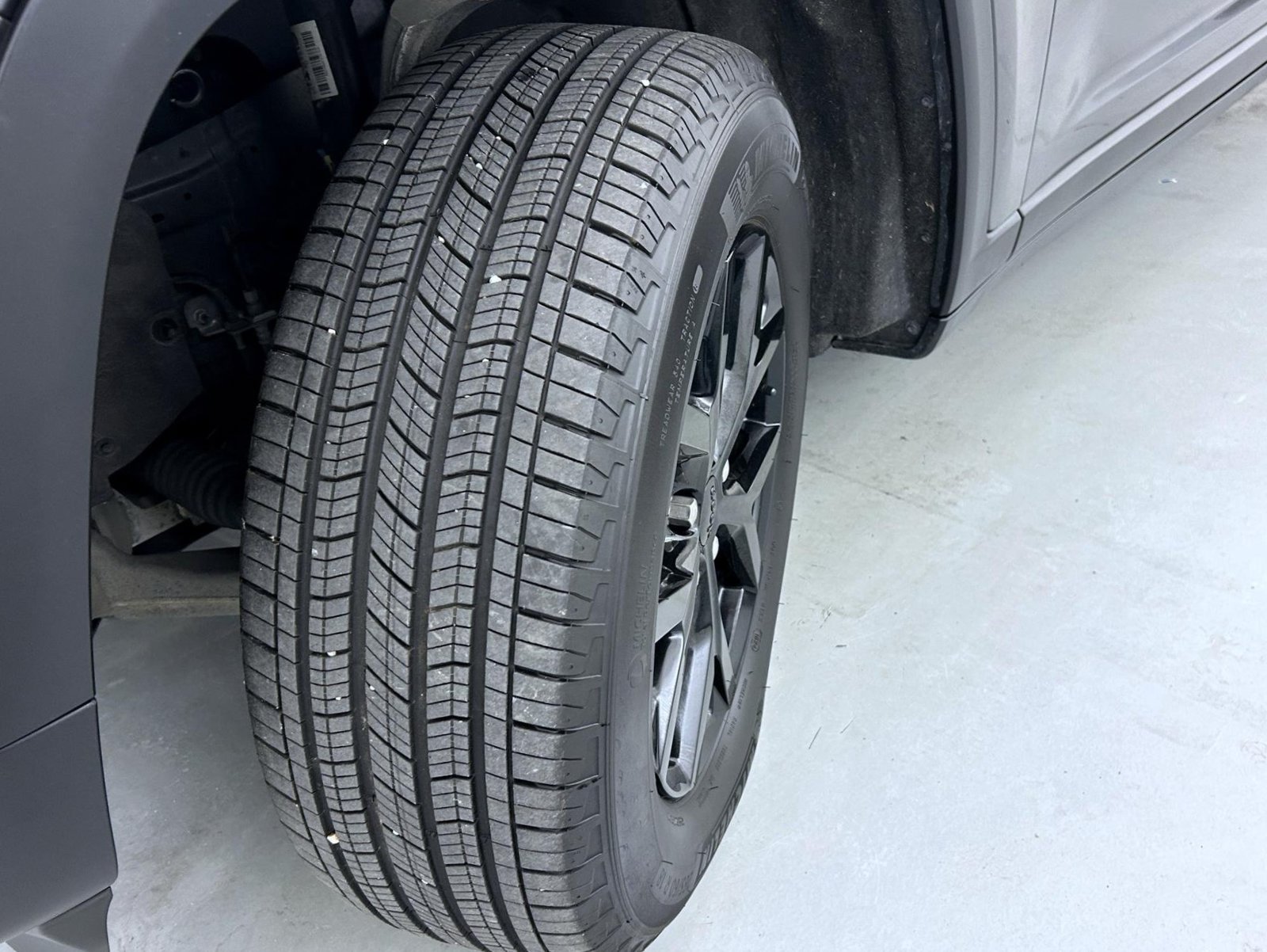 Certified Used 2024 Gray Jeep Altitude X image 24
