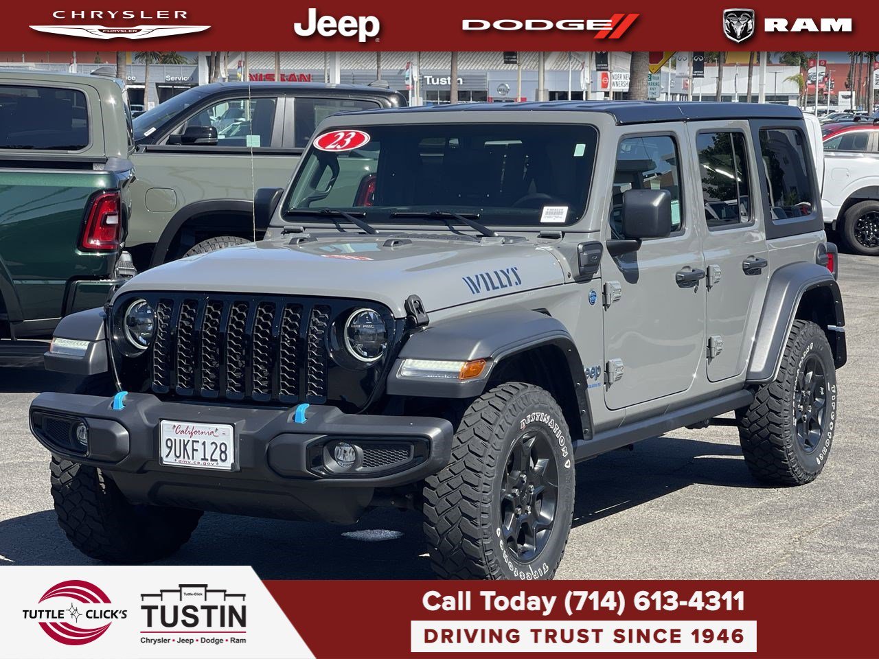 Used 2023 Sting-Gray Clearcoat Jeep 4DR 4WD image 3
