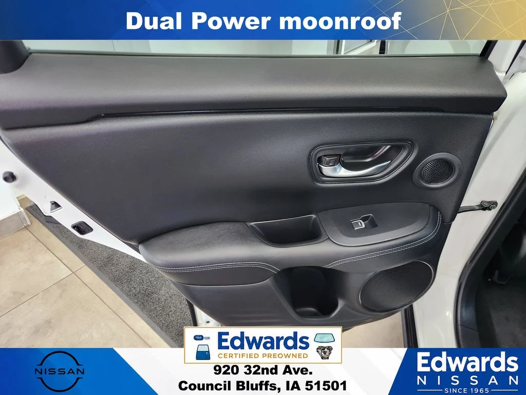 Used 2024 White Honda EX-L image 14