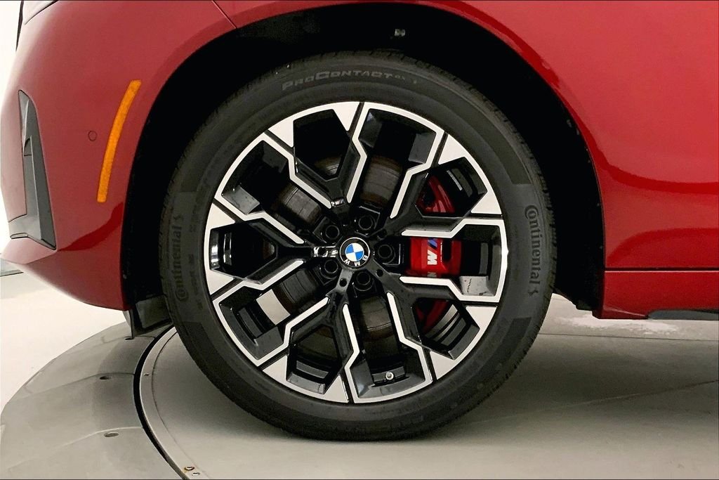 Used 2026 Vegas Red Metallic BMW  image 8
