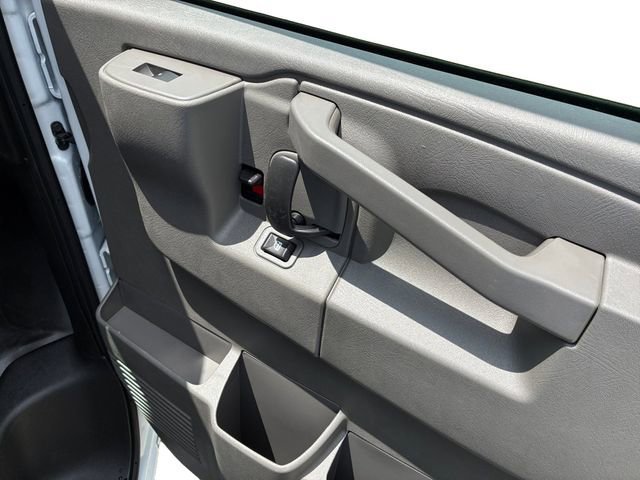 2026 Chevrolet Express Cargo Work Van - Photo 14