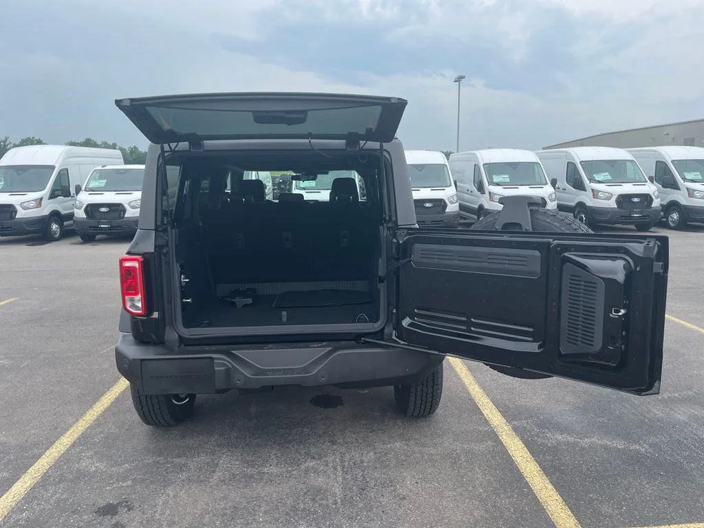 New 2026 Shadow Black Ford Big Bend® image 10