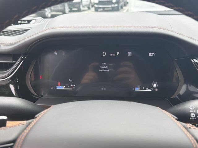 New 2026 White/off-white Jeep Summit image 32