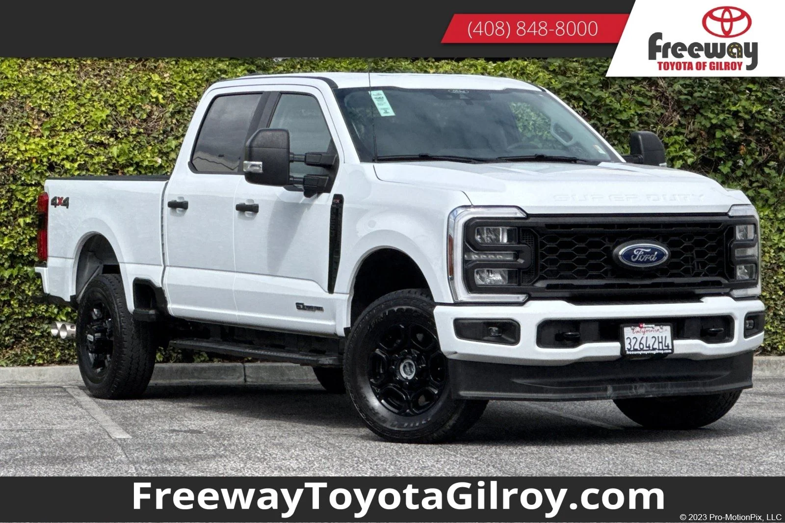2025 Ford F-250 XL 4x4 Crew Cab 6-3/4' Box's photo
